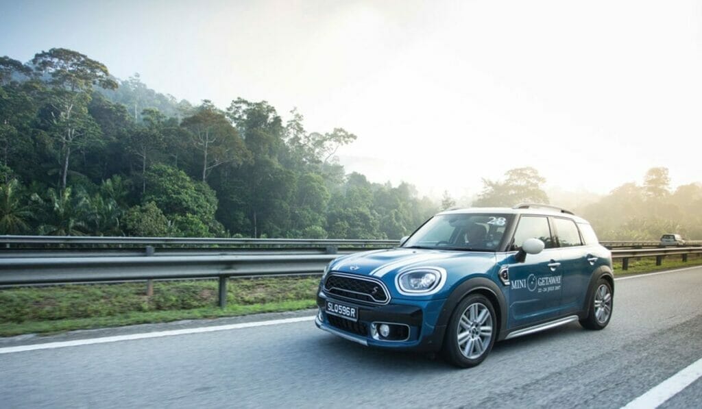 How does the Mini Cooper Countryman S fare on road trips?