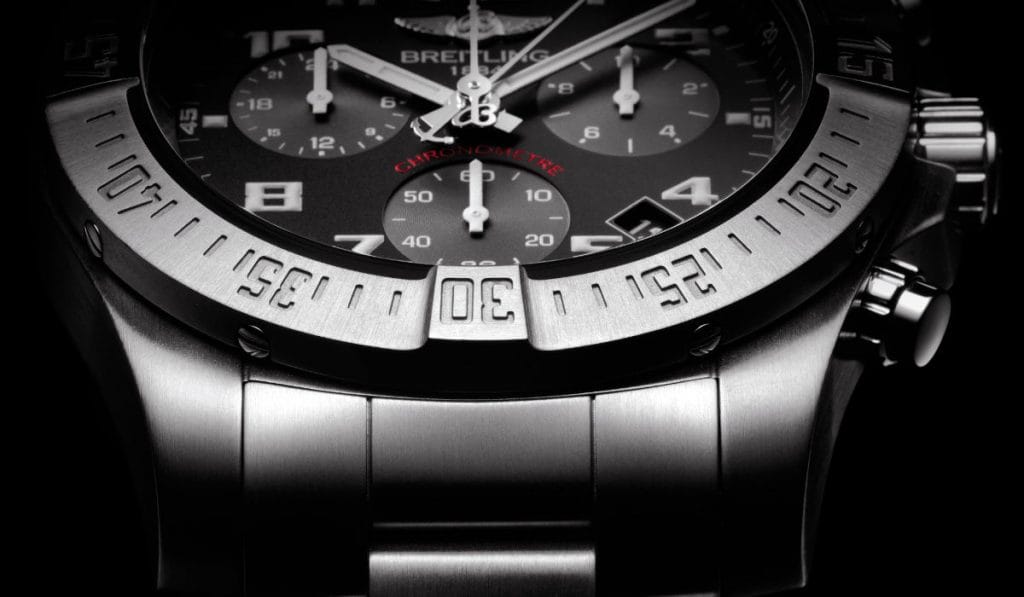 Introducing the stealthy Breitling Chronospace Evo B60 powered by an anologue-display quartz movement