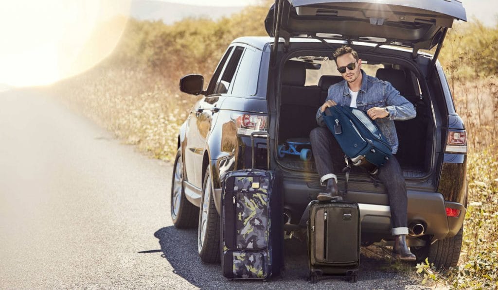 Travel To The Sunny Beaches Of California With Tumiâ€™s Spring 2018 Collection