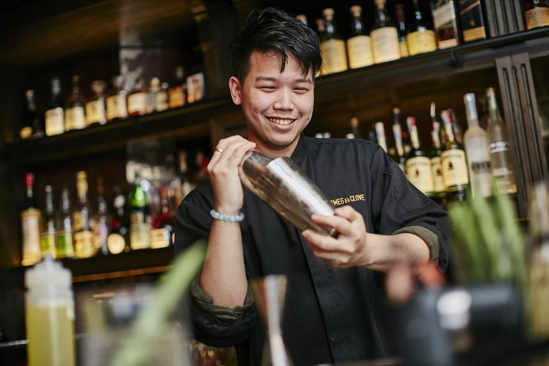 The Peak celebrates the creative art of mixology with the Singapore ...