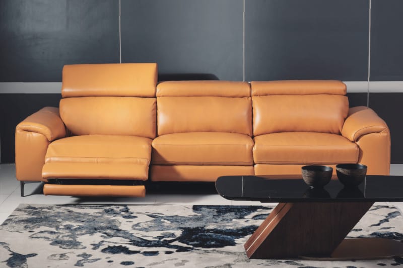 Sit Back and Relax with Rozel's 3XL Power Recliner