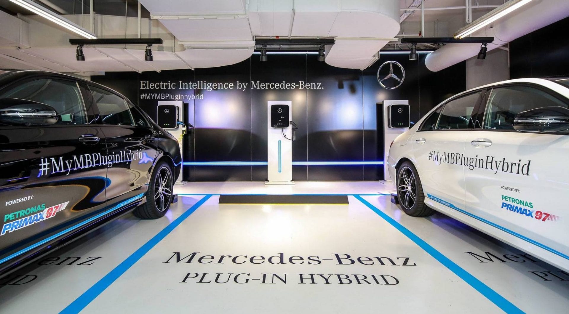 Mercedes goes electric