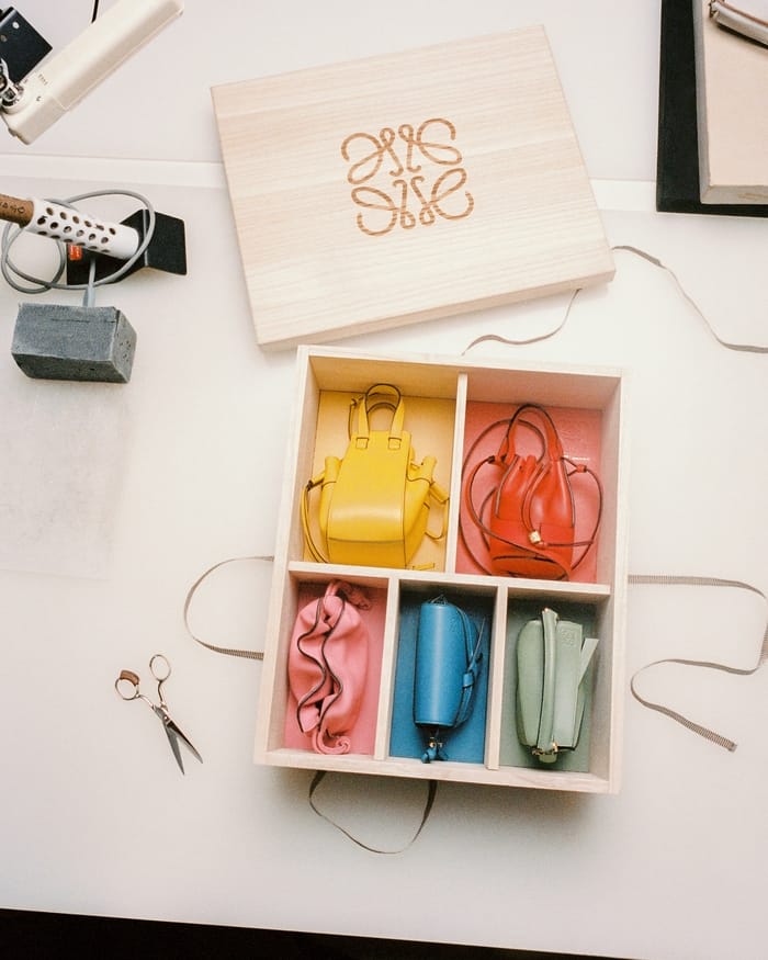 LOEWE Miniatures Box 5本セット 楽天市場】ロエベ 香水 ミニチュア 7ml 5本セット 001 MAN 001