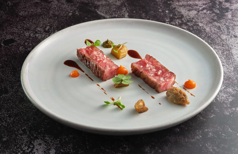 A5-Omi-Steak-•-Aubergine-Caviar.