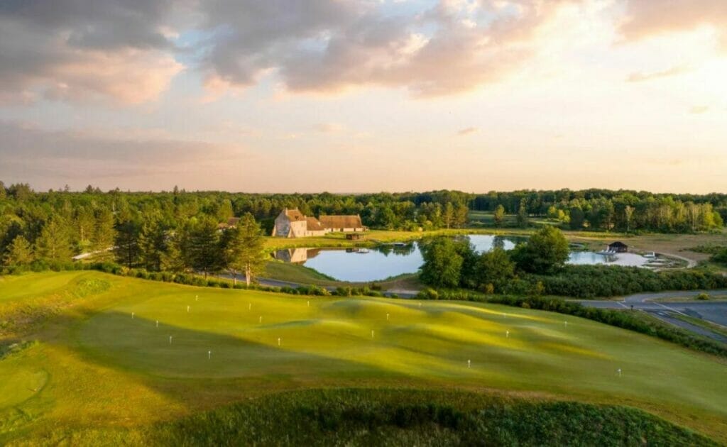 Tee Off With Style at This Luxurious Loire Valley Golf Club